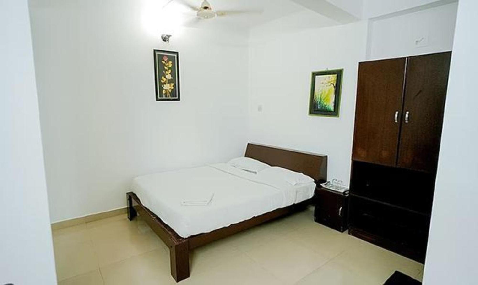Fabhotel Lime Light Kochi Exterior foto